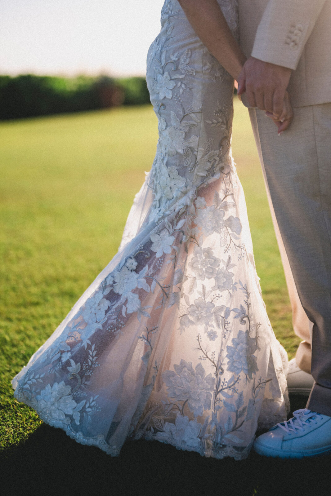 pinterest-like bride and groom photo