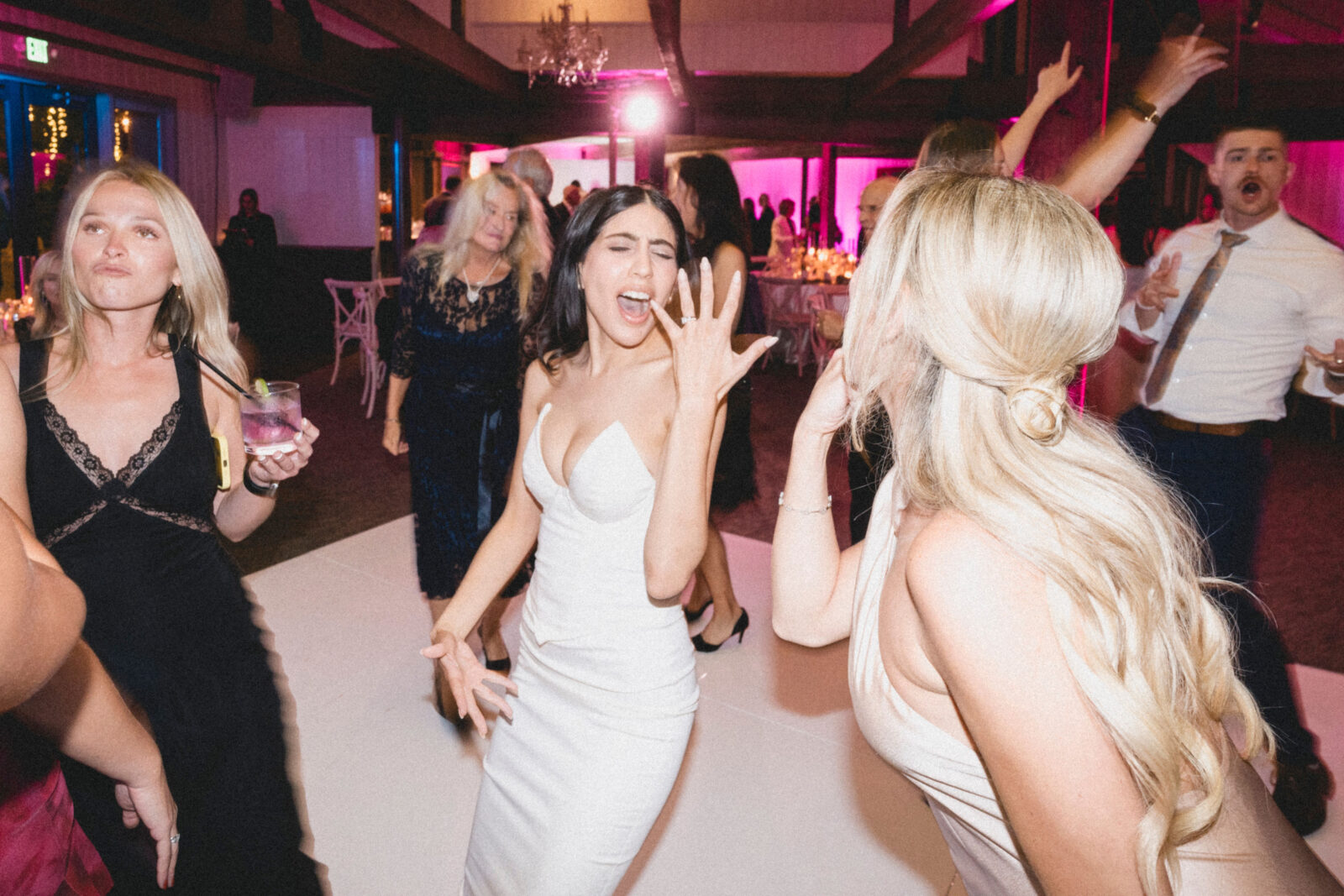 bride dancing on the dance floor 