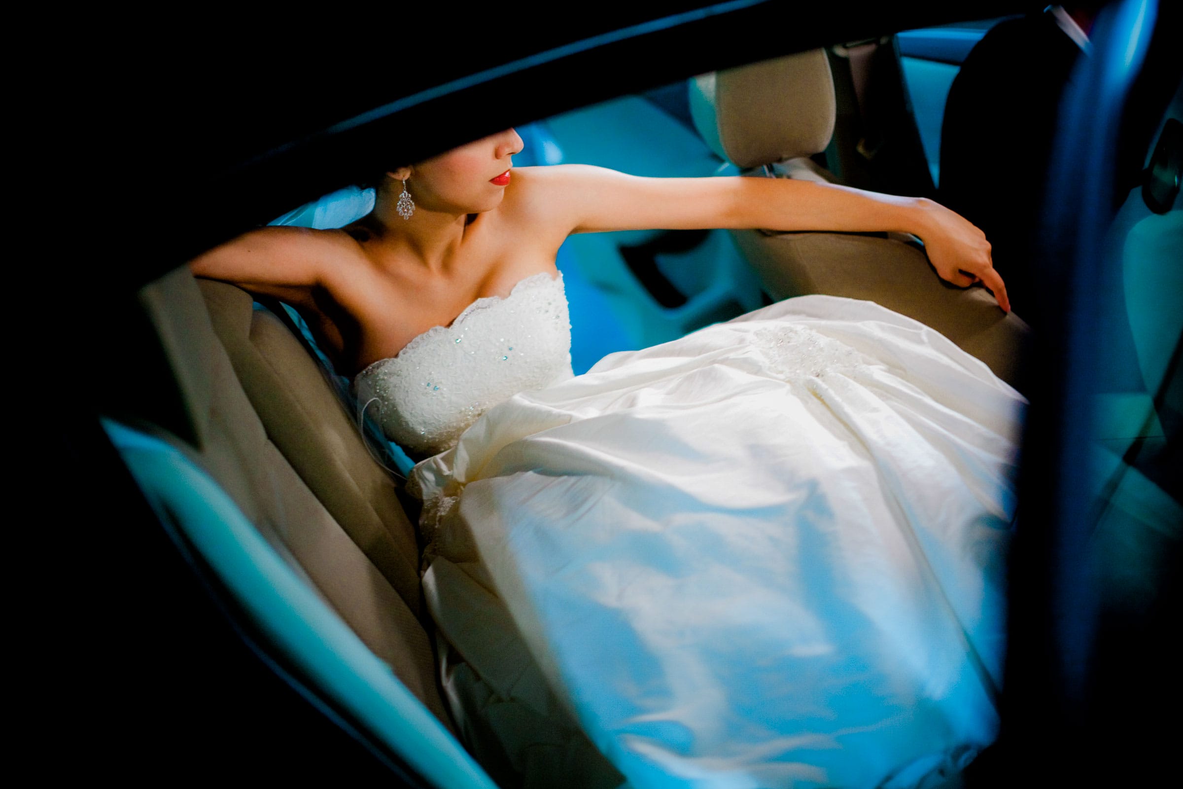 bride-in-a-car-at-night-mscb1124a.jpg