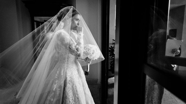 maria-emotional-moments-before-walking-down-the-aisle-wedding-mzef1493.jpg